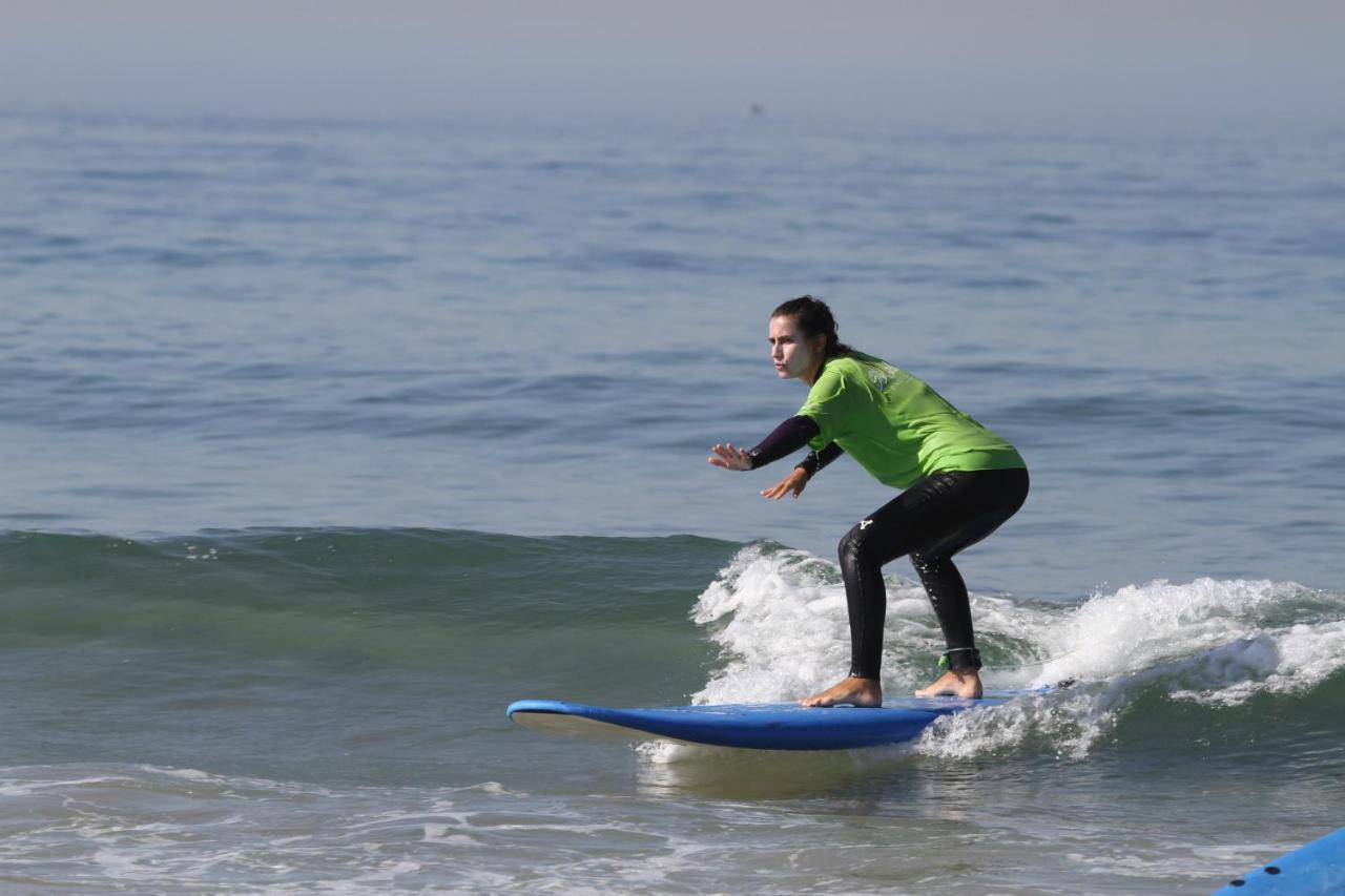 Getwet Surfcamp II Hostel Costa da Caparica Bagian luar foto