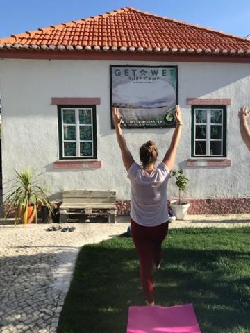 Getwet Surfcamp II Hostel Costa da Caparica Bagian luar foto